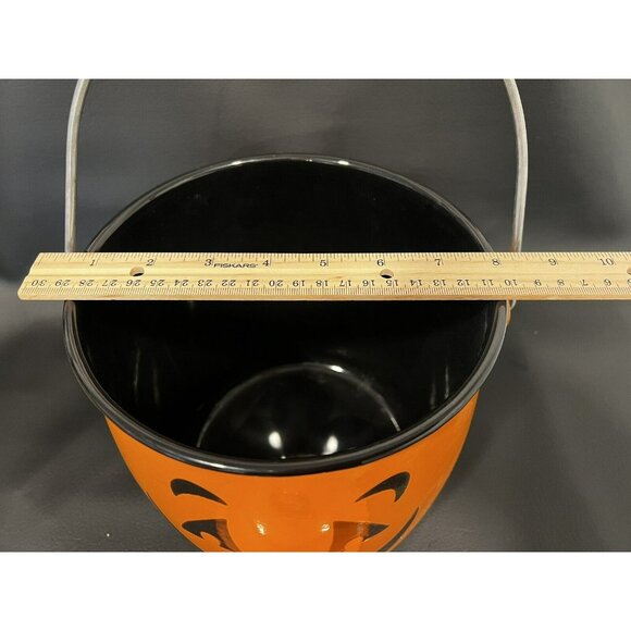 HALLMARK HALLOWEEN Orange Enamelware Pumpkin Jack-O-Lantern Metal Pail 10" w/LID - Picture 9 of 10